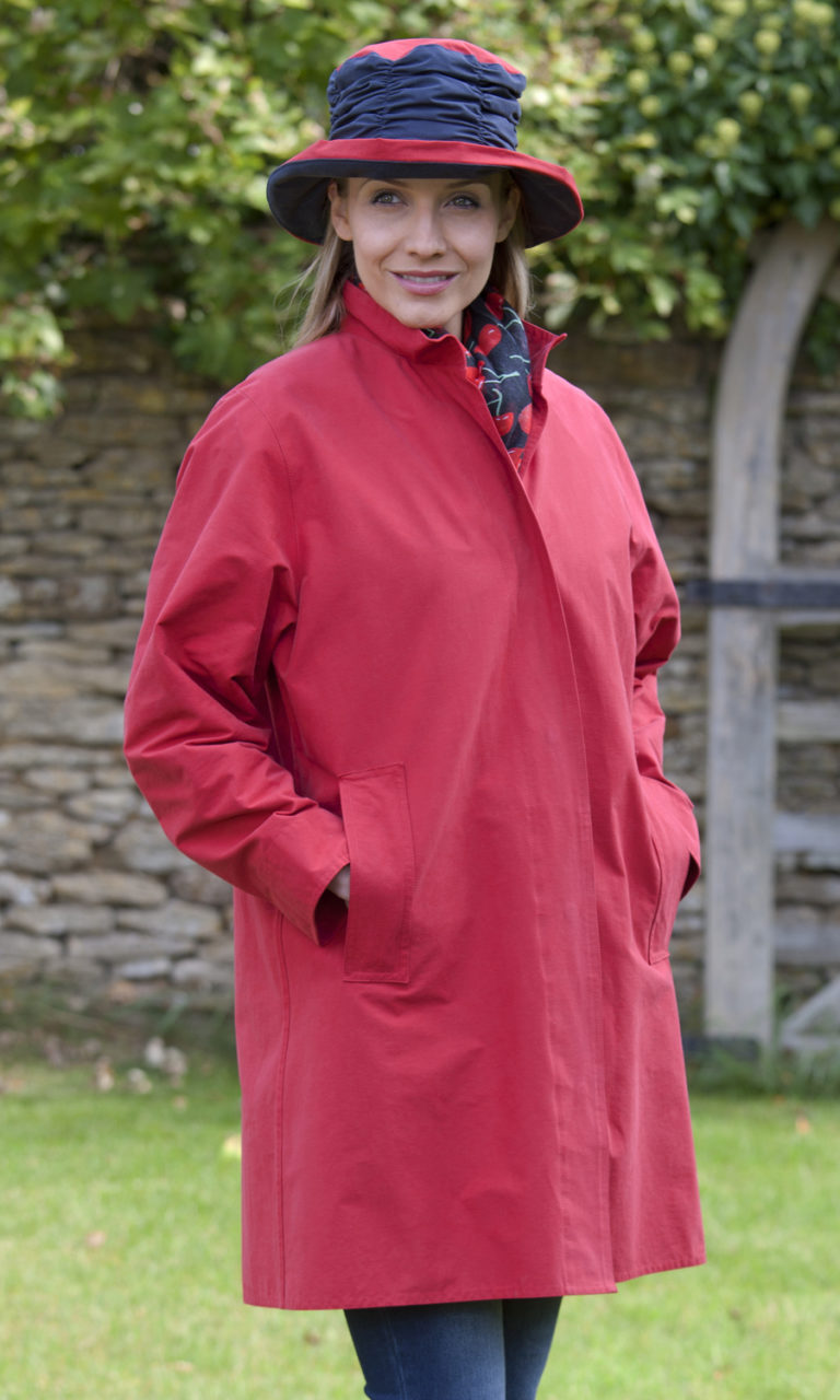 CR102 LADIES RAINCOAT Cocoon